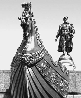 Памятник Афанасию Никитину